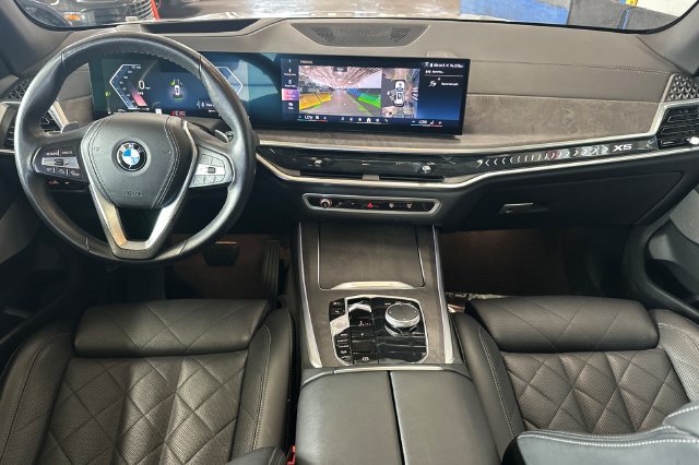 Used 2024 BMW X5 xDrive40i AWD/4WD image 16