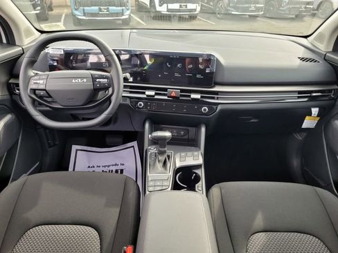 New 2026 Kia Sportage LX FWD image 7