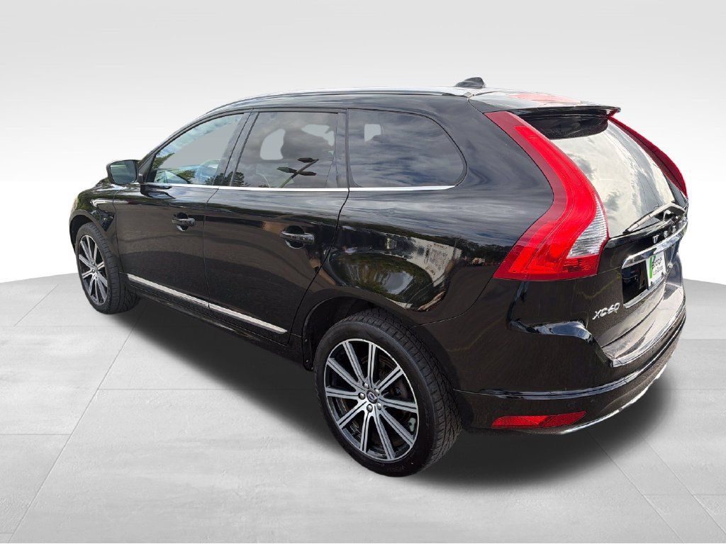 Used 2017 Volvo XC60 T6 Inscription w/ Preferred Option Package AWD/4WD image 5