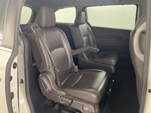 Used 2019 Honda Odyssey EX-L image 12