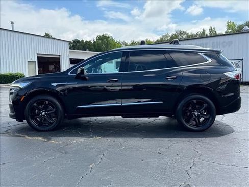 Certified 2023 Buick Enclave Essence w/ Experience Buick Package AWD/4WD image 7