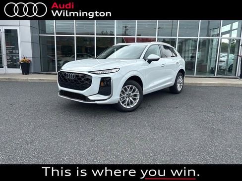 New 2026 Audi Q3 quattro 2.0T AWD/4WD image 1