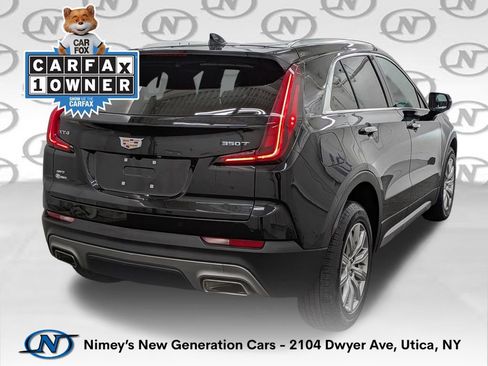 Used 2023 Cadillac XT4 Premium Luxury AWD/4WD image 2