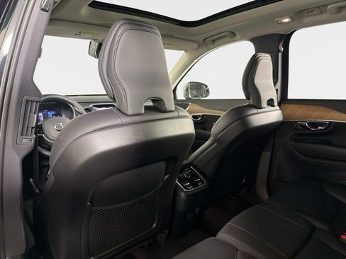 Used 2025 Volvo XC90 B6 Plus AWD/4WD image 34