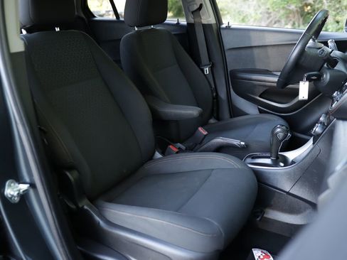 Used 2021 Chevrolet Trax LS w/ Tint and Cruise Package FWD image 25