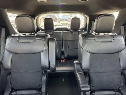 Used 2024 Ford Explorer ST AWD/4WD image 14