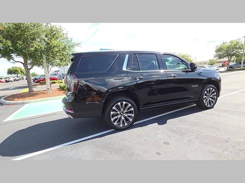 New 2026 Chevrolet Tahoe High Country AWD/4WD image 24