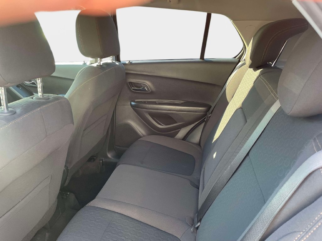 Used 2022 Chevrolet Trax LS w/ Tint and Cruise Package FWD image 16