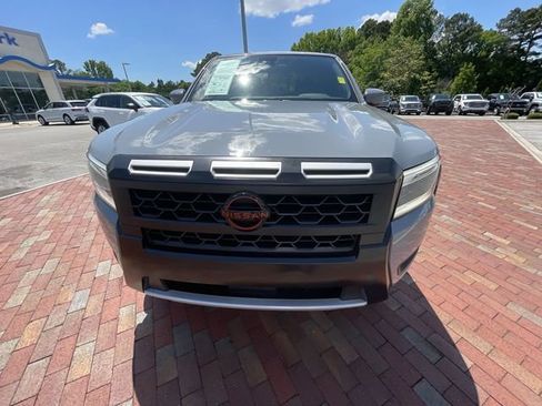 Used 2025 Nissan Frontier Pro-X RWD image 25