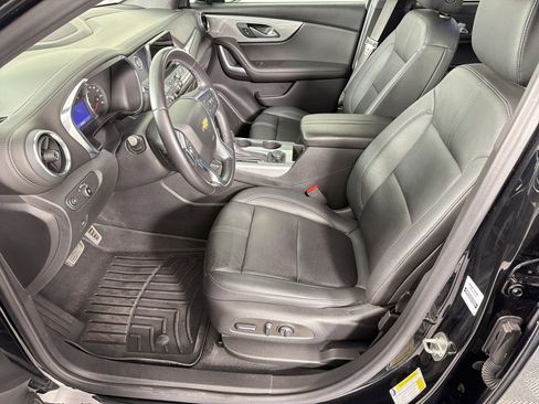 Used 2022 Chevrolet Blazer LT w/ Sound & Technology Package image 5