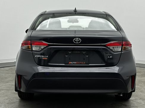 Used 2024 Toyota Corolla LE image 6