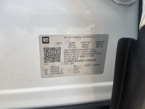 Used 2023 Chevrolet Traverse RS AWD/4WD image 53