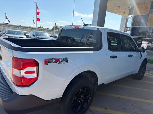 Used 2025 Ford Maverick XLT w/ XLT Luxury Package AWD/4WD image 4