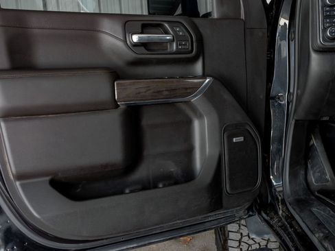 Used 2020 Chevrolet Silverado 2500 LTZ w/ LTZ Texas Edition image 40