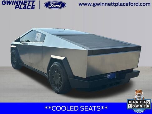 Used 2024 Tesla Cybertruck AWD Crew Cab image 7