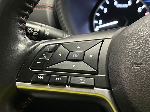 Used 2022 Nissan Sentra SR w/ Midnight Edition image 23