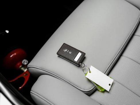 Used 2025 Ferrari Purosangue AWD/4WD image 73