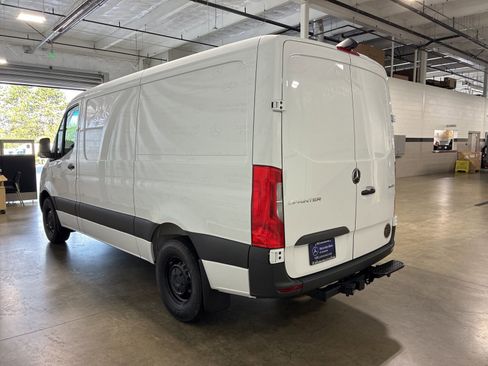New 2025 Mercedes-Benz Sprinter 2500 image 4