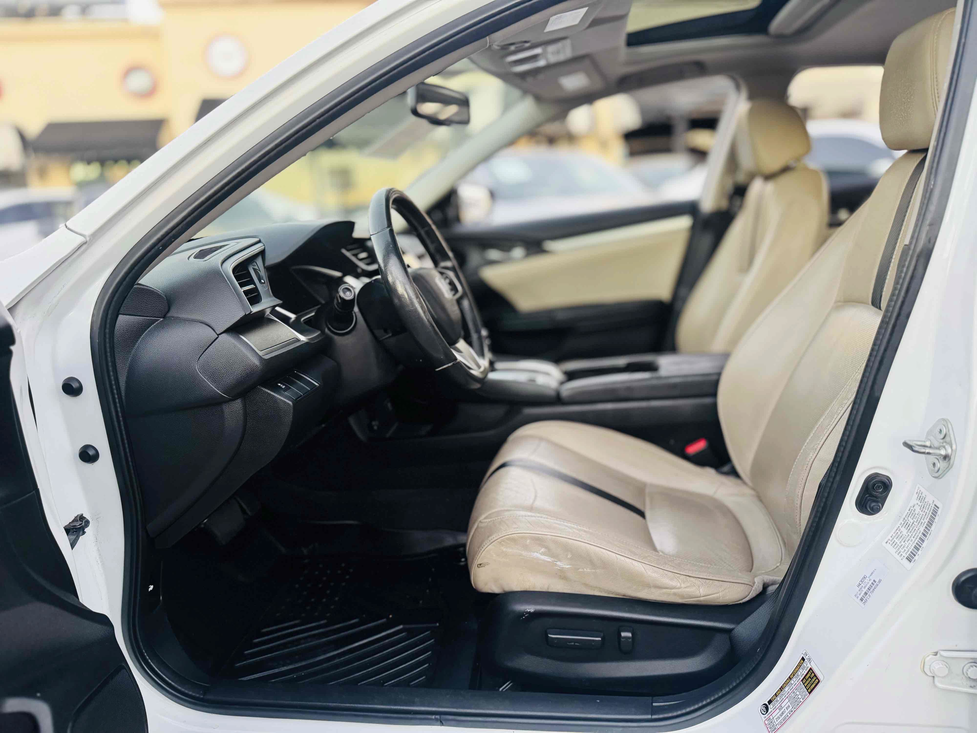 Used 2017 Honda Civic EX-L image 15