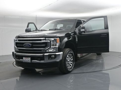 Certified 2022 Ford F250 Lariat w/ Lariat Ultimate Package image 35