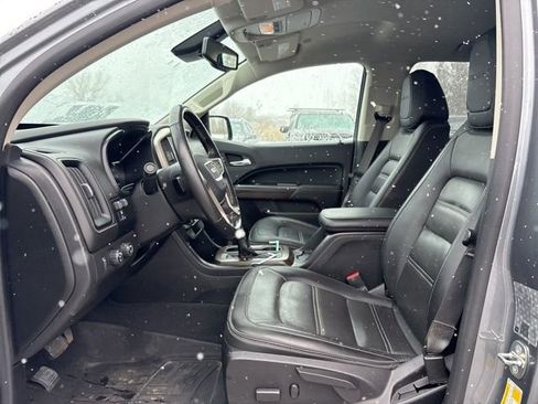 Used 2020 GMC Canyon Denali image 4