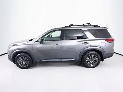 Used 2023 Nissan Pathfinder SV w/ SV Premium Package AWD/4WD image 4