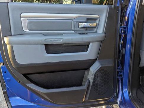 Used 2018 RAM 2500 SLT image 16