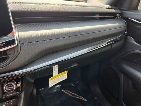 New 2026 Jeep Compass Limited AWD/4WD image 27