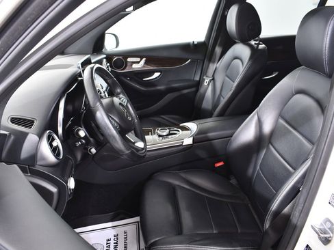 Used 2018 Mercedes-Benz GLC 300 4MATIC image 6