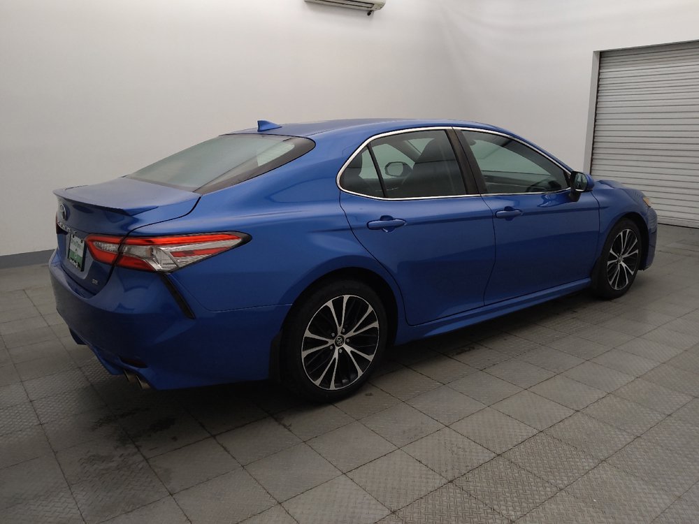 Used 2019 Toyota Camry SE FWD image 10