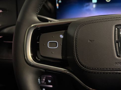 New 2026 Lincoln Nautilus Reserve AWD/4WD image 23