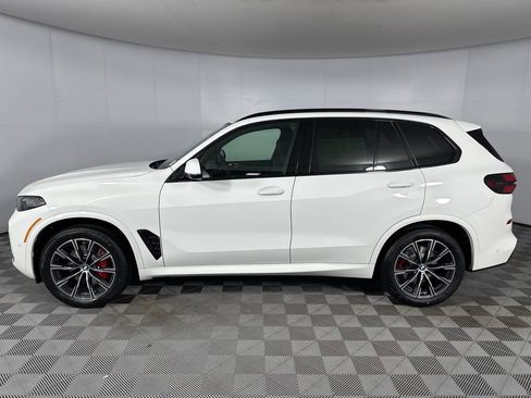 New 2026 BMW X5 xDrive40i AWD/4WD image 5