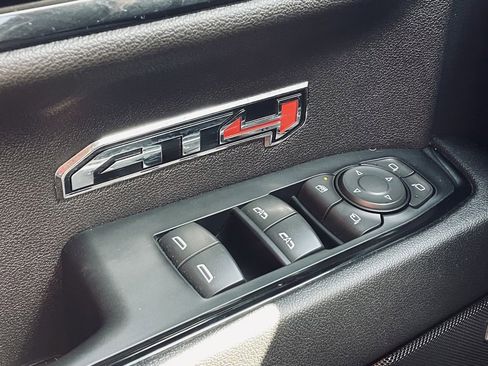 Used 2023 GMC Sierra 1500 AT4 w/ AT4 Premium Package image 19