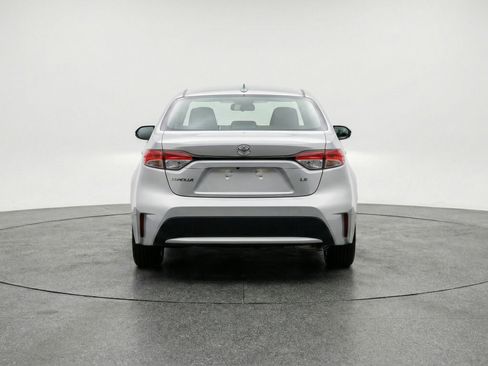 Used 2025 Toyota Corolla LE image 7