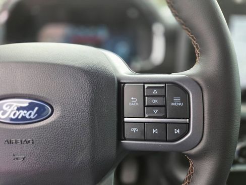 New 2025 Ford F150 Lariat w/ Equipment Group 501A Mid AWD/4WD image 17