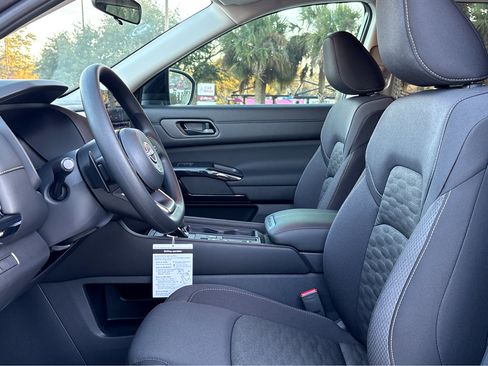 New 2026 Nissan Pathfinder SL FWD image 14