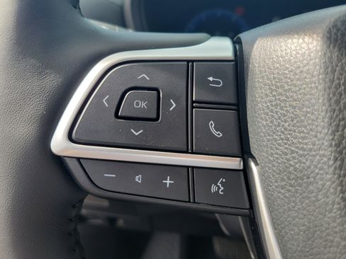 Used 2026 Toyota Grand Highlander LE image 24