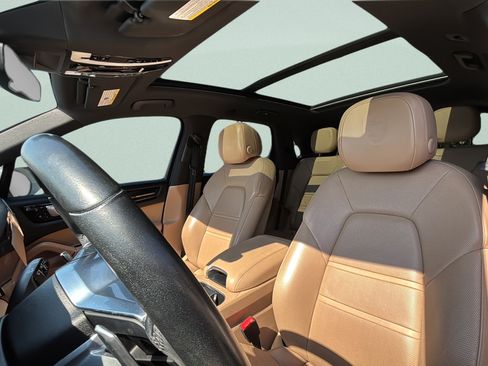 Used 2019 Porsche Cayenne S AWD/4WD image 25