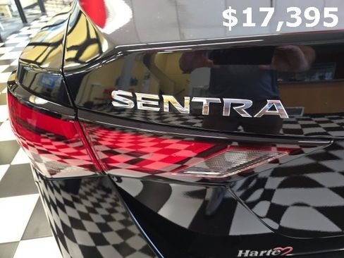 Used 2024 Nissan Sentra S image 6