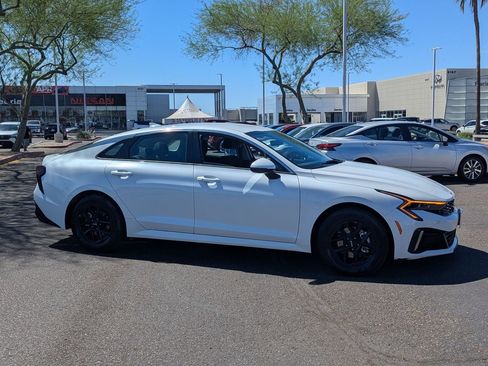 Used 2025 Kia K5 LXS image 6