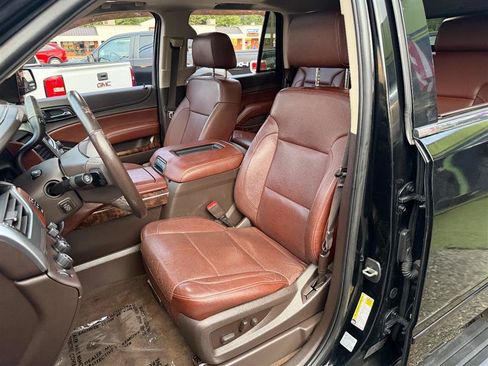 Used 2015 Chevrolet Tahoe LTZ AWD/4WD image 15