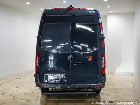 Used 2019 Mercedes-Benz Sprinter 170 image 5