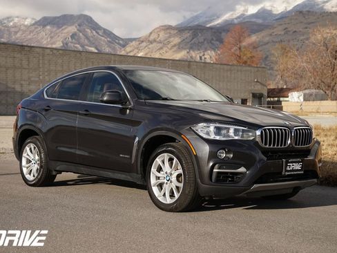 Used 2015 BMW X6 xDrive50i image 1