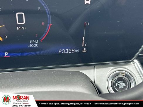 Certified 2025 Chevrolet Trax LT w/ LT Convenience Package FWD image 22