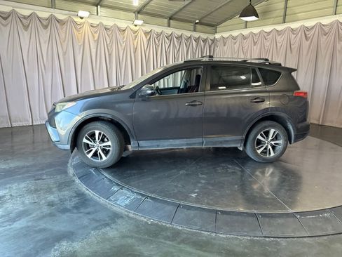 Used 2016 Toyota RAV4 XLE FWD image 8