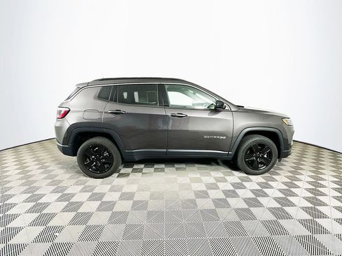 Certified 2022 Jeep Compass Latitude w/ Convenience Group image 14