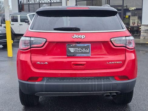 Used 2018 Jeep Compass Limited w/ Navigation Group image 9