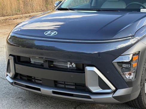 New 2026 Hyundai Kona Limited image 9