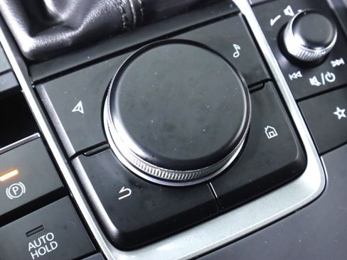 Used 2021 MAZDA MAZDA3 s FWD image 25