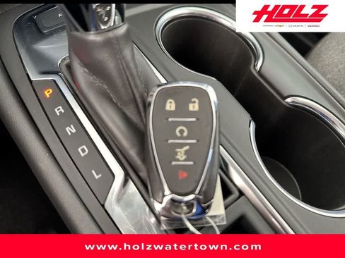 Certified 2024 Chevrolet Equinox LT AWD/4WD image 31